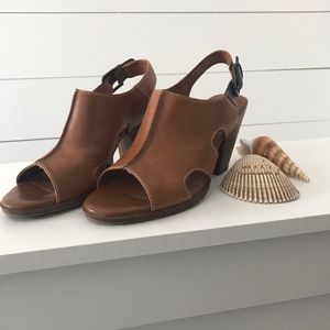 {Indigo by Clark’s} Block Heeled Sandals